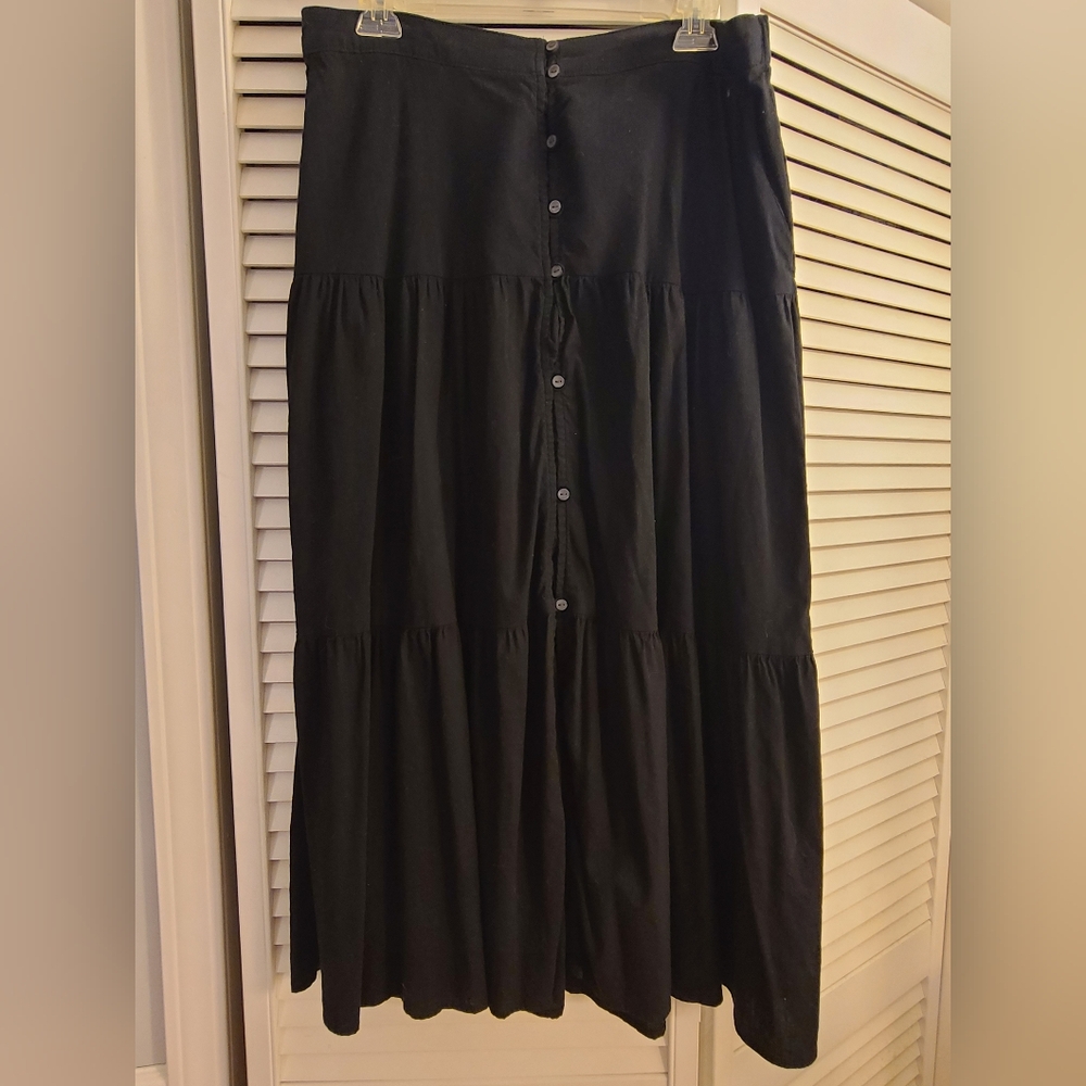 NWOT Old Navy Tiered Button-Front Maxi Skirt